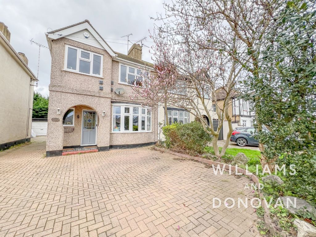 3 bed semidetached house for sale in Manners Way, SouthendOnSea SS2, £375,000 Zoopla