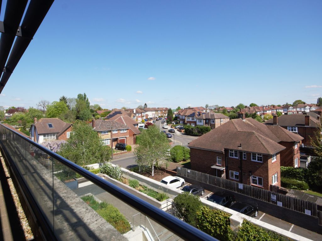 3 bed flat to rent in Westholme Gardens, Ruislip HA4 Zoopla