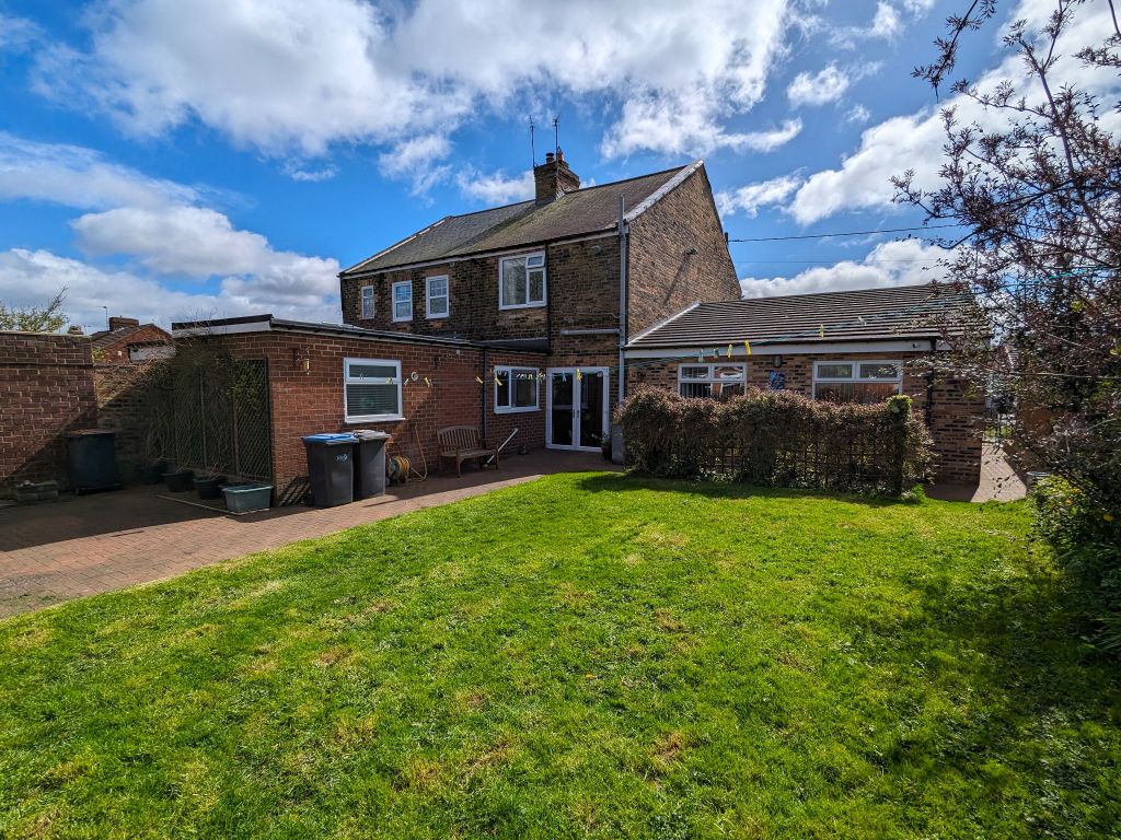 5 bed semidetached house for sale in Church Street, Sacriston, Durham