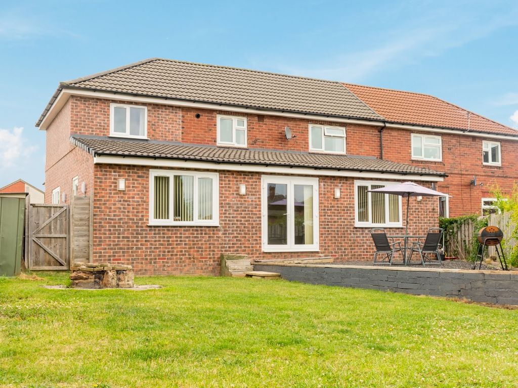 5 bed semidetached house for sale in Sherwood Green, Robin Hood