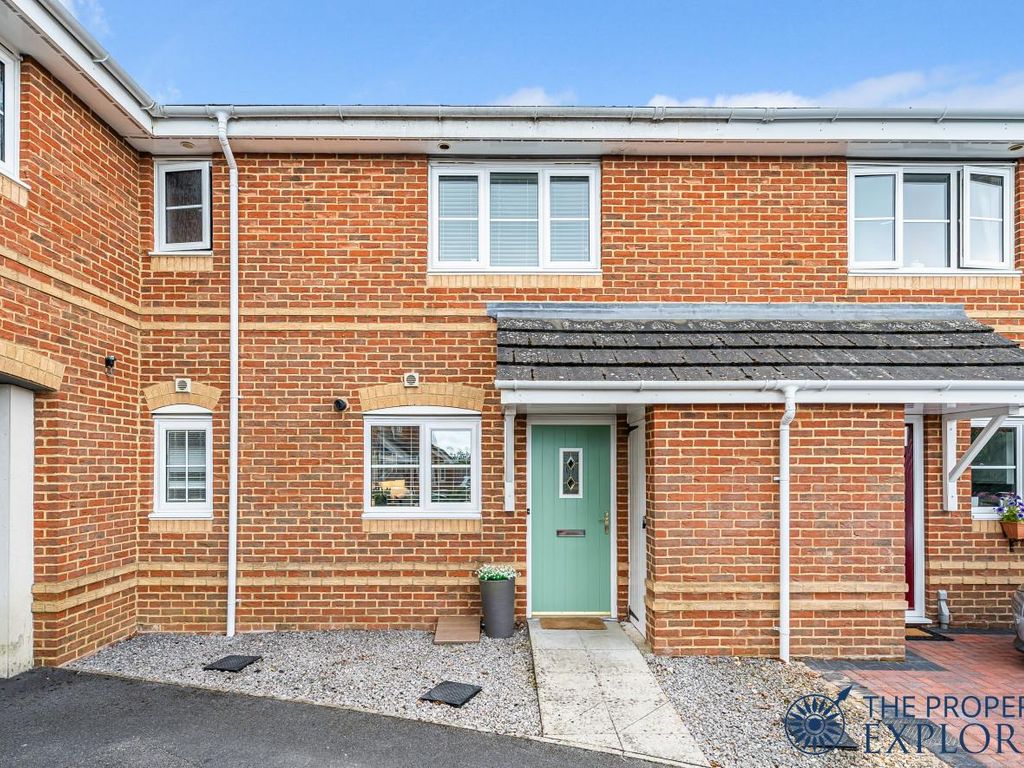 2 bed terraced house for sale in Broadmere Road, Beggarwood