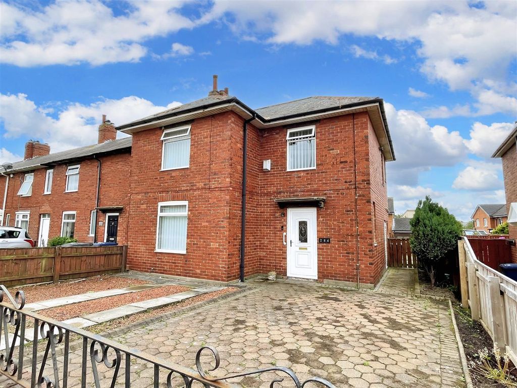 3 bed end terrace house for sale in Sunderland Road, South Shields NE34
