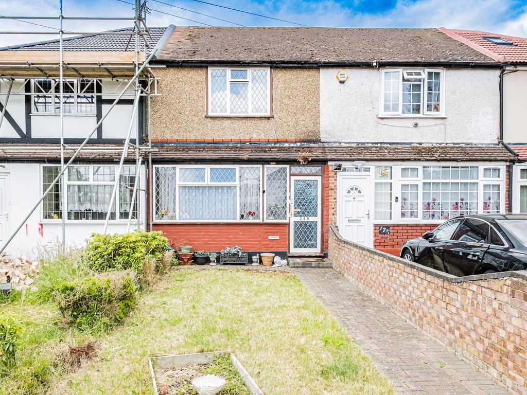2 bed terraced house for sale in Lansbury Drive, Hayes UB4 Zoopla
