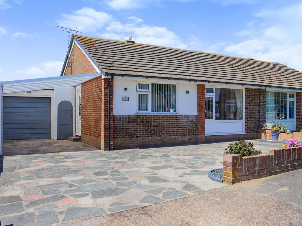 2 bed semidetached bungalow for sale in Borrowdale Avenue, Ramsgate