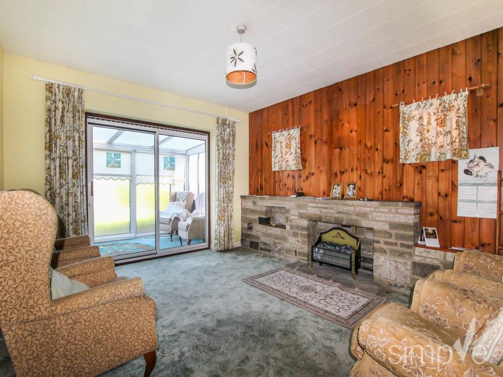 2 bed detached bungalow to rent in Priors Gardens, Ruislip, Middlesex HA4 Zoopla