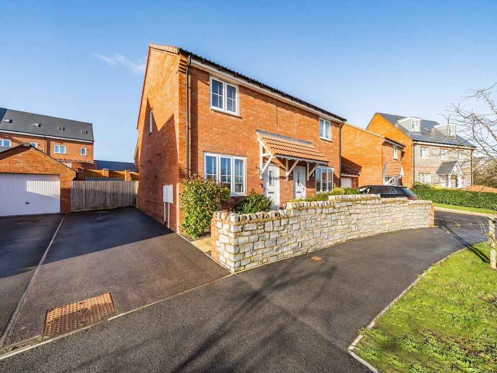 2 bed semidetached house for sale in Alexander Road, Keynsham, Bristol