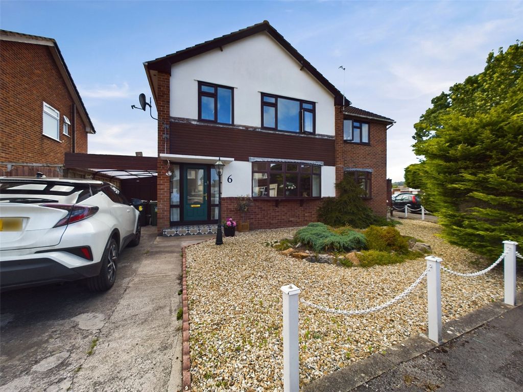 4 bed detached house for sale in Haversham Close, WestonSuperMare