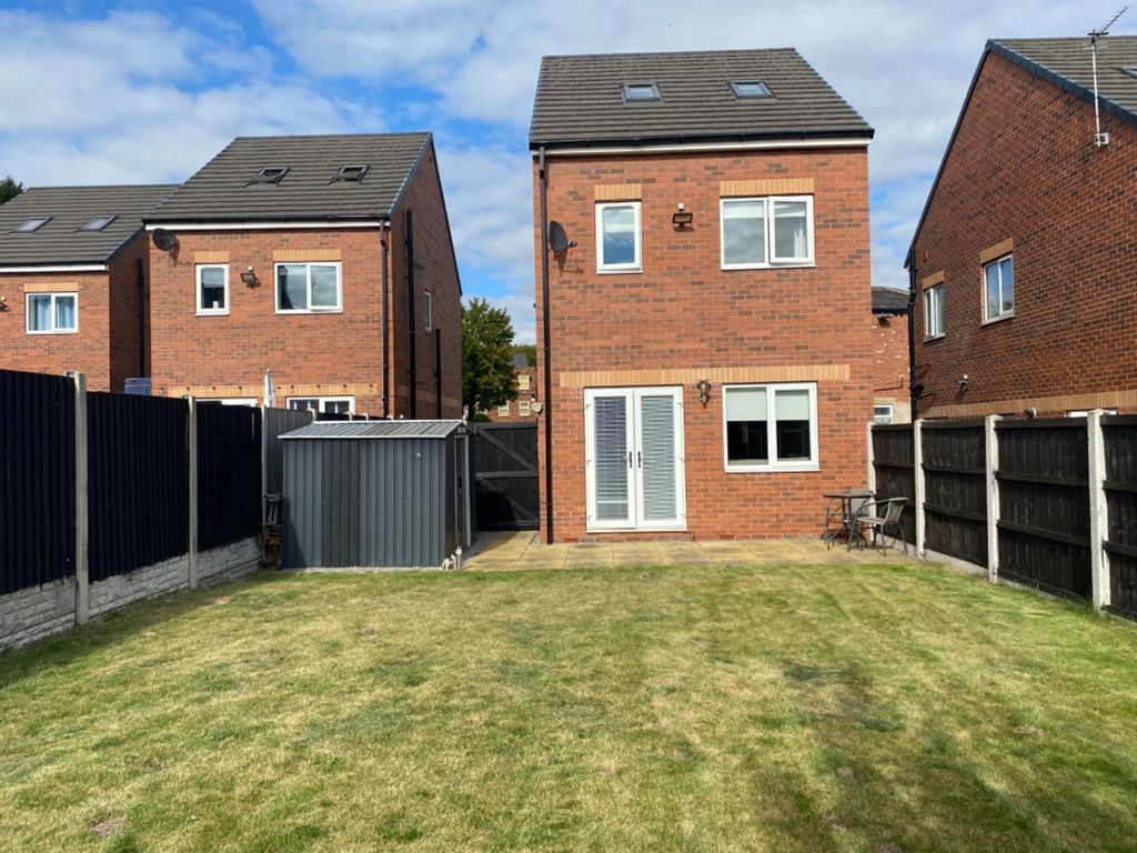 4 bed detached house for sale in Close, Ossett WF5 Zoopla