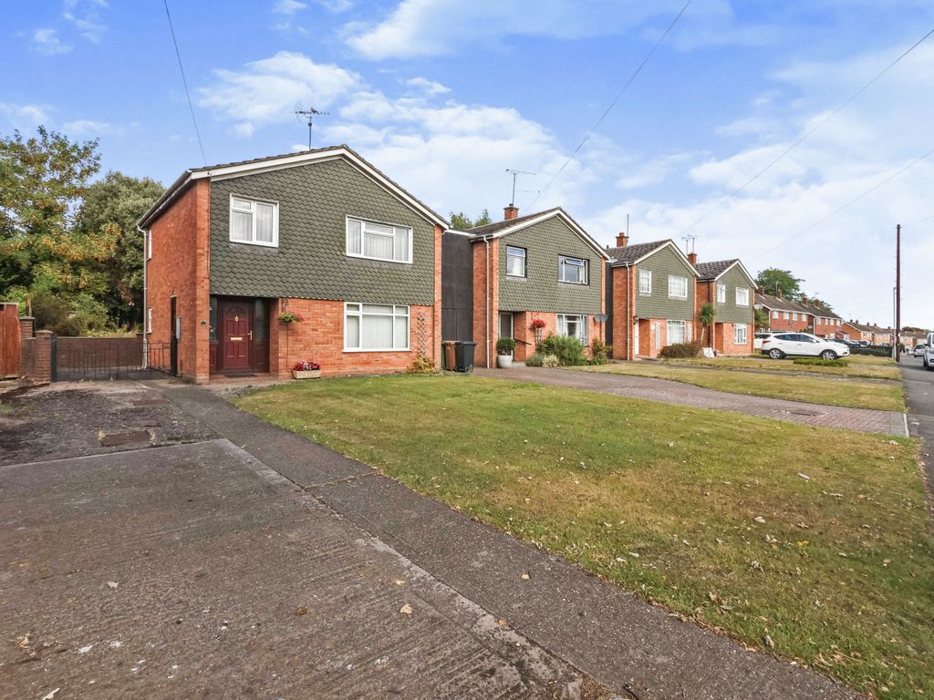 3 bed detached house for sale in Tetbury Drive, Worcester WR4 Zoopla