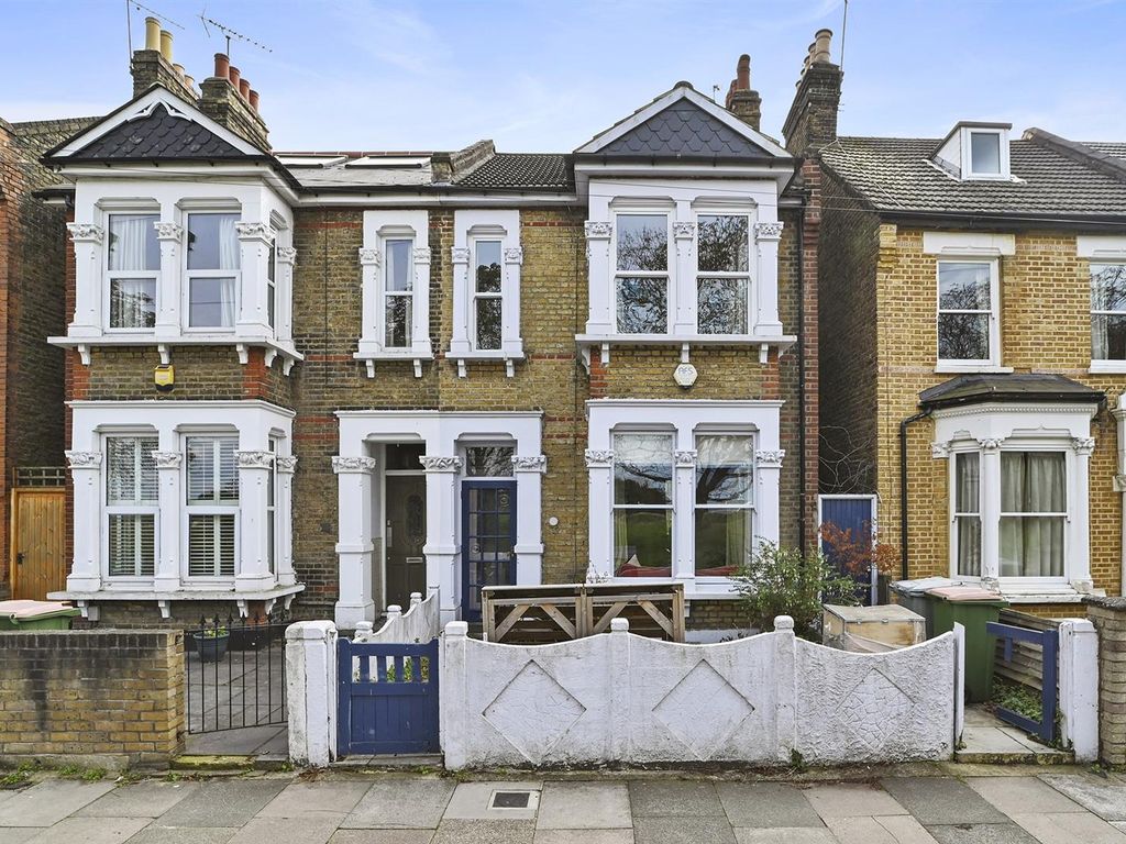 4 bed semidetached house for sale in Capel Road, London E7 Zoopla