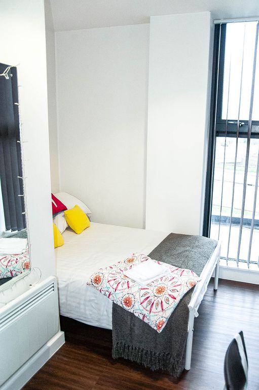 1 bed flat for sale in Buy To Let Apartments, Great Homer Street