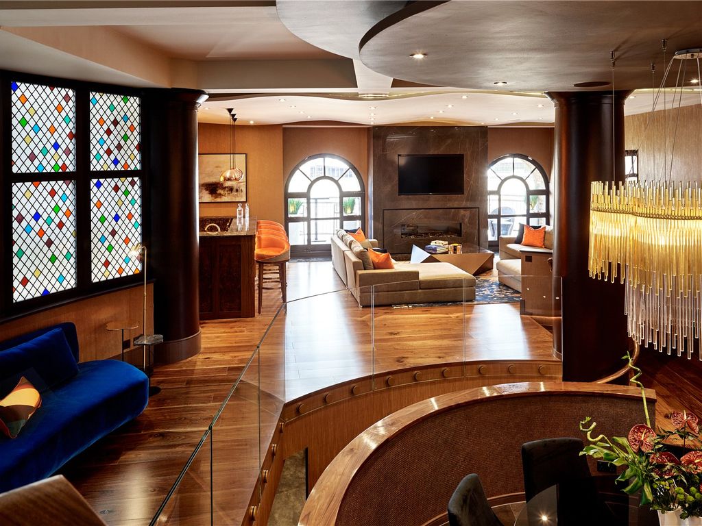 The Riverside Apartment, Anchor Brewhouse, 50 Shad Thames, London SE1  