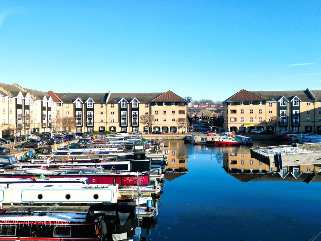 Evans Wharf, Hemel Hempstead, Hertfordshire HP3  
