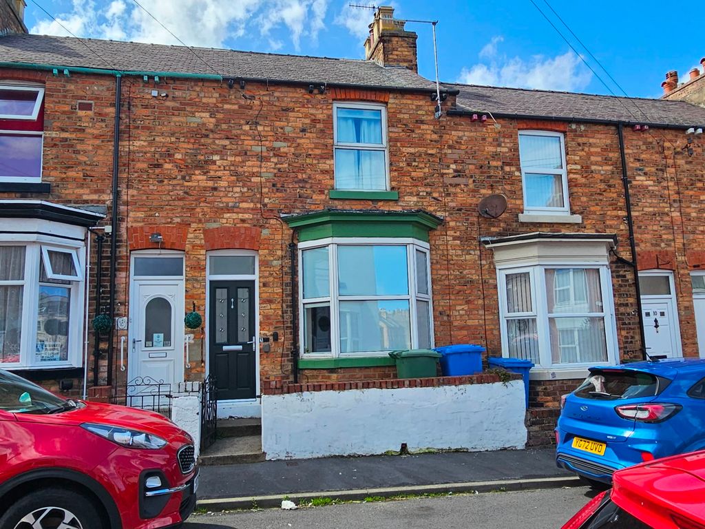 2 bed terraced house for sale in Trafalgar Terrace, Scarborough YO12, £