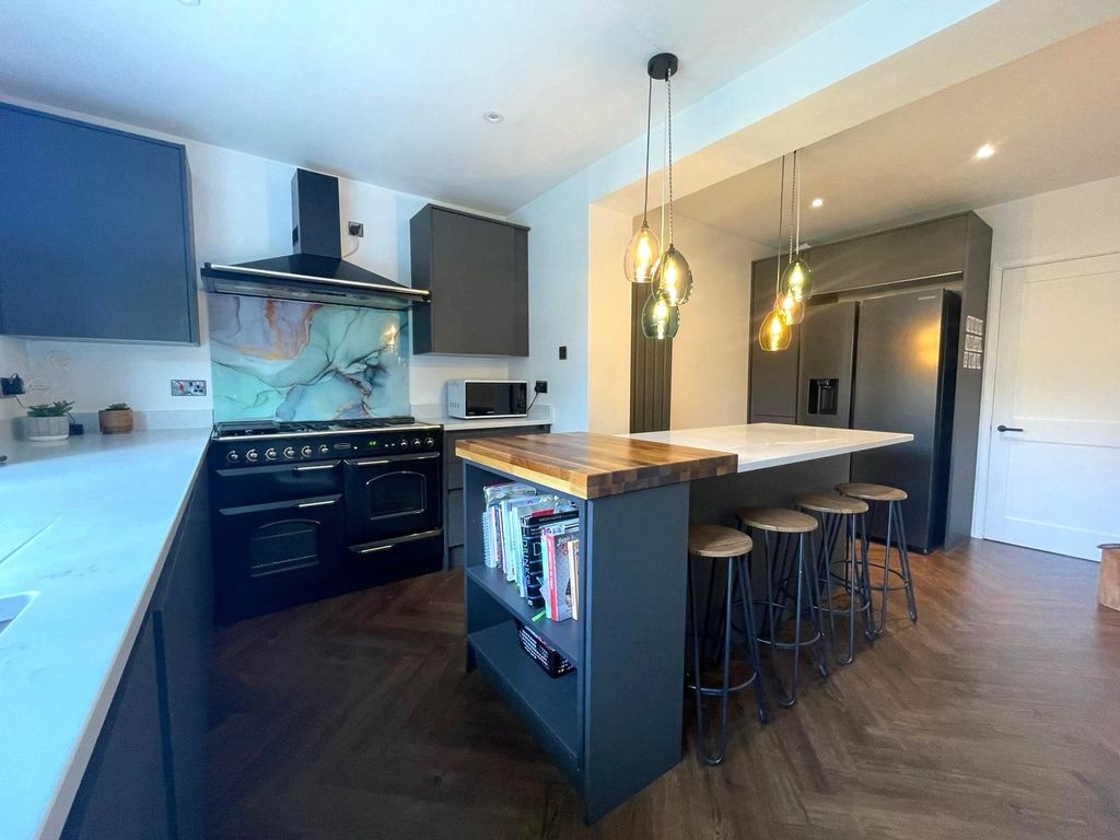 3 bed detached house for sale in Danson Lane, South Welling, Kent DA16