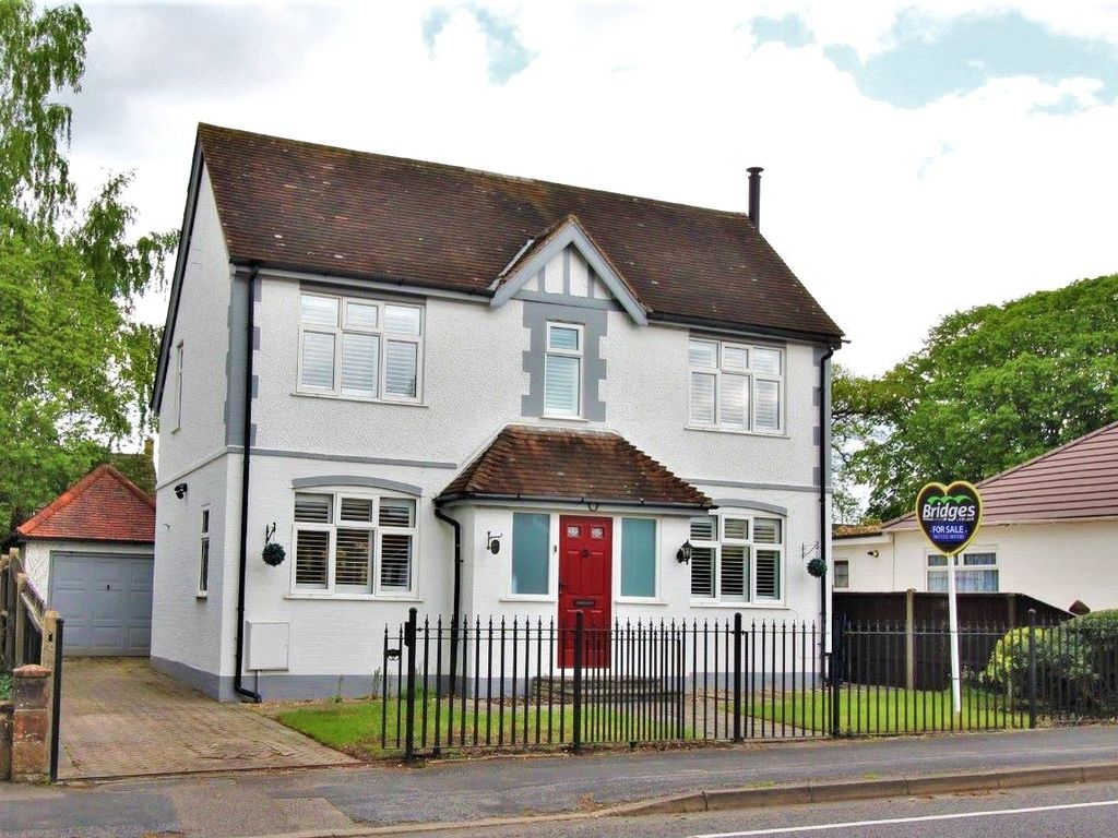 4 bed detached house for sale in Kings Road, Fleet, Hampshire GU51 Zoopla