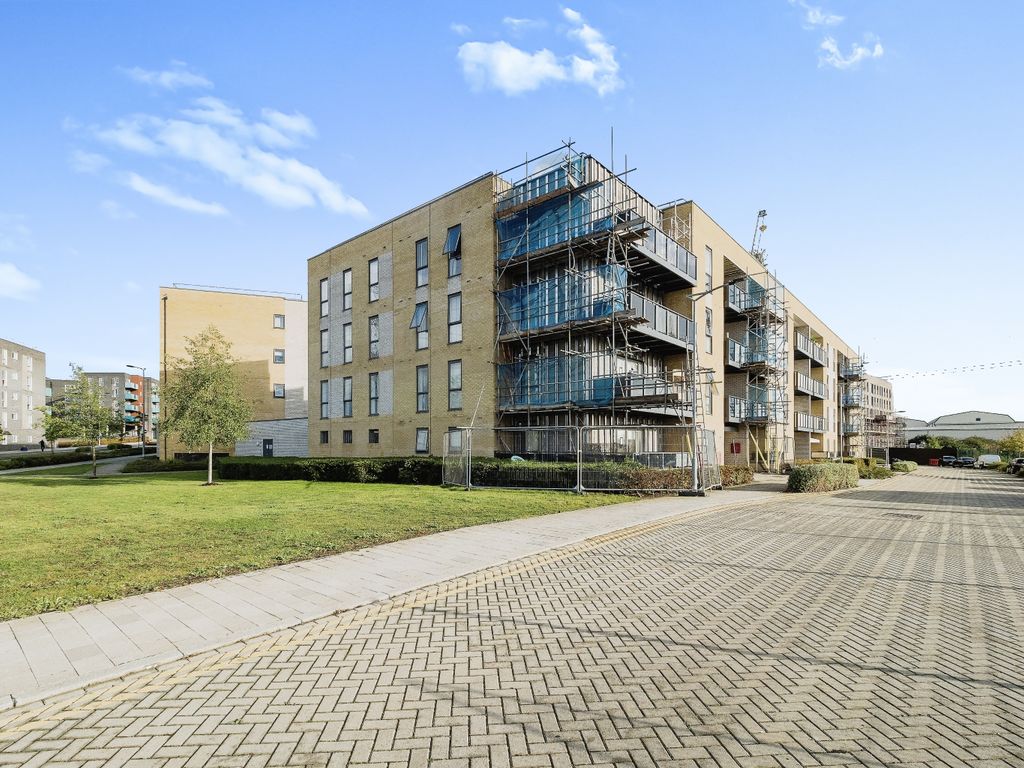 1 bed flat for sale in 1 Manwell Lane, Barking IG11, £250,000 Zoopla