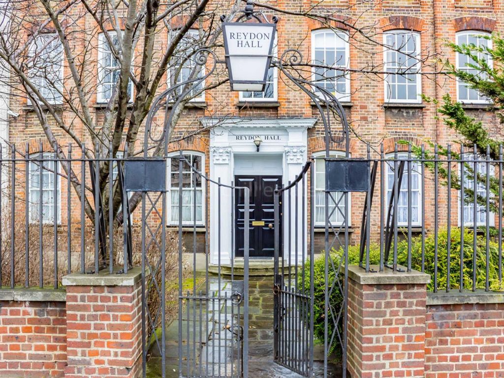 1 bed flat to rent in Reydon Hall, Kingfisher Avenue, Wanstead E11 Zoopla