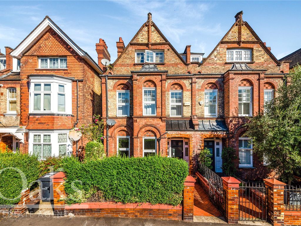 5 bed semidetached house for sale in Kingsmead Road, London SW2, £