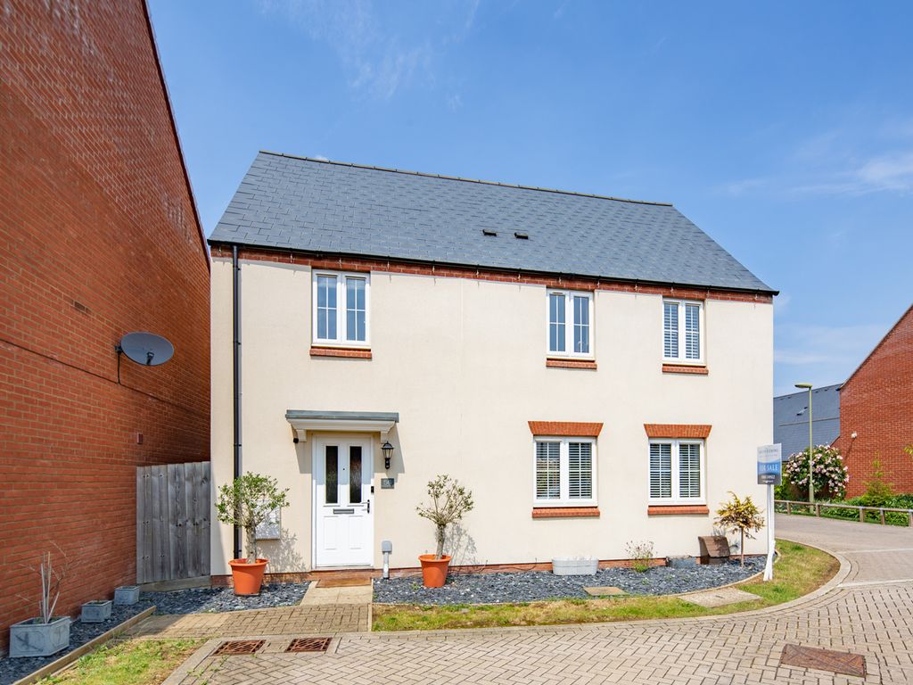 4 bed detached house for sale in Fontwell Road, Bicester OX26 Zoopla