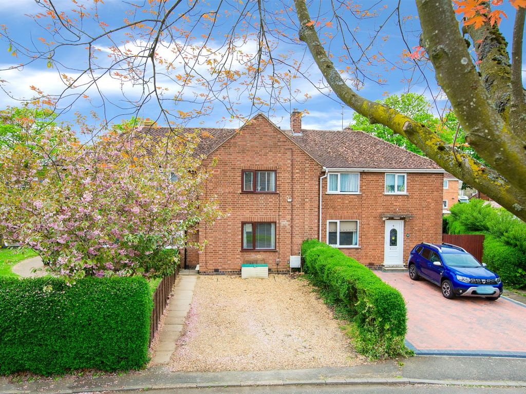 3 bed terraced house for sale in Irving Grove, Corby NN17 Zoopla