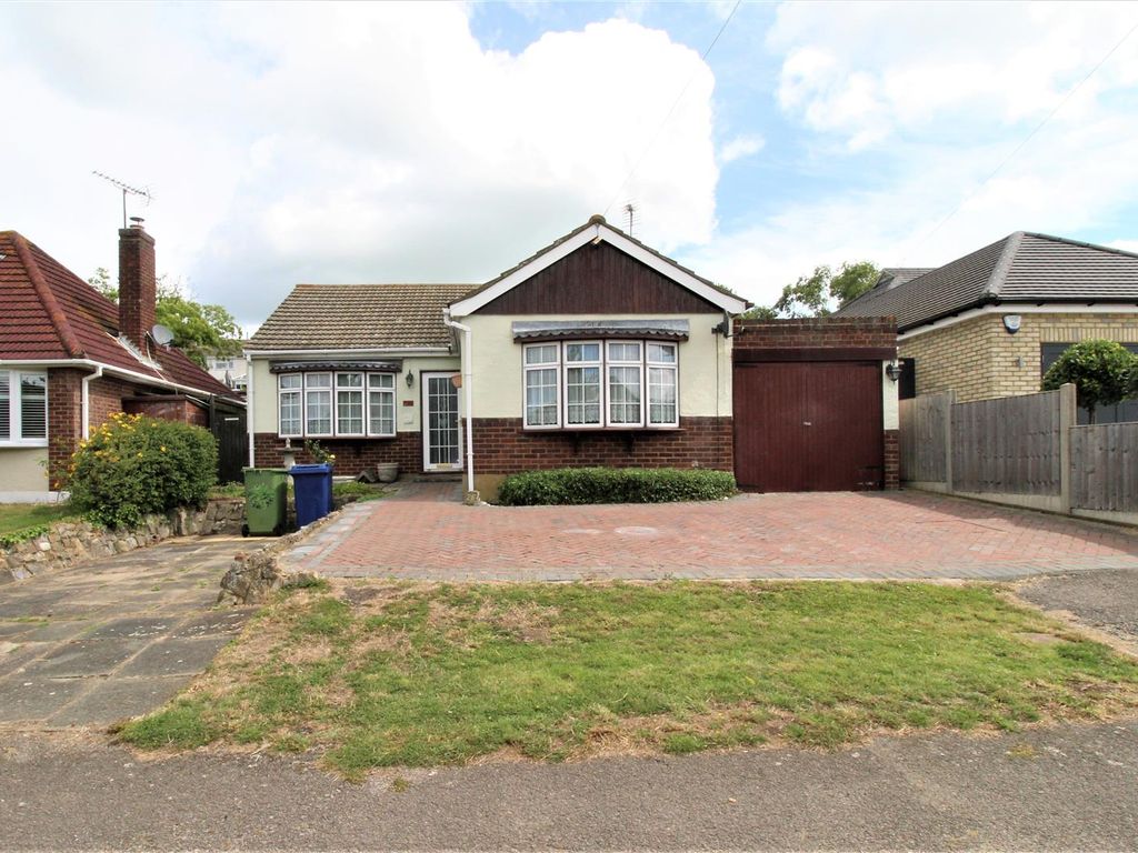 2 bed detached bungalow for sale in The Glen, Minster On Sea, Sheerness