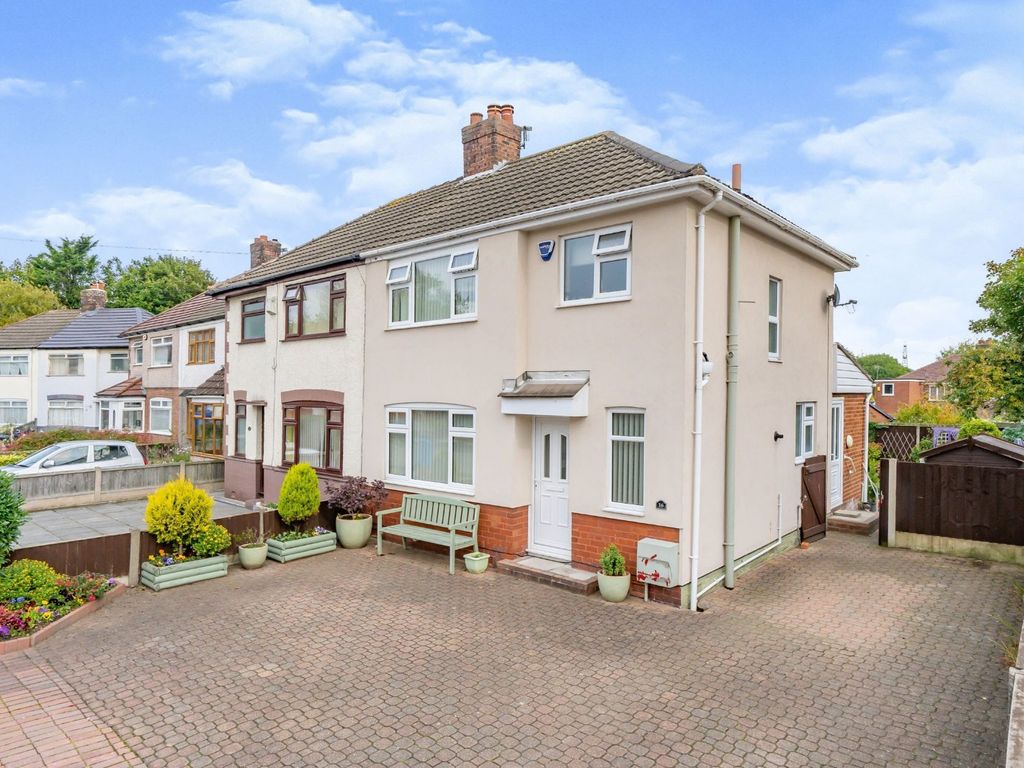 3 bed semidetached house for sale in Dykin Close, Widnes, Cheshire WA8