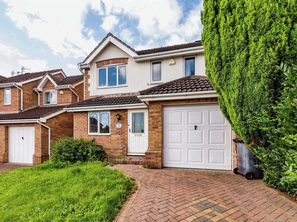 3 bed detached house for sale in Highfield Court, Wombwell, Barnsley