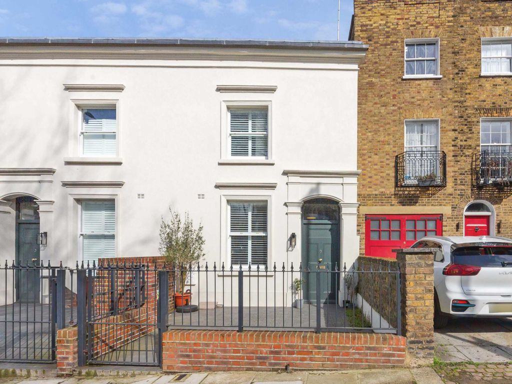 1 bed terraced house to rent in North Hill, London N6, £2,600 pcm Zoopla