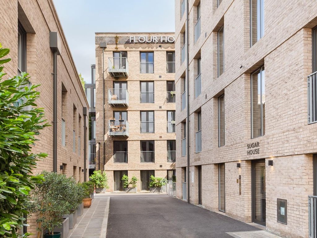 French Yard Redcliffe Bristol BS1  