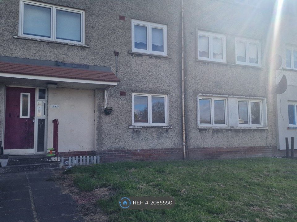 2 bed flat to rent in Langloan Crescent, Coatbridge ML5, £600 pcm Zoopla
