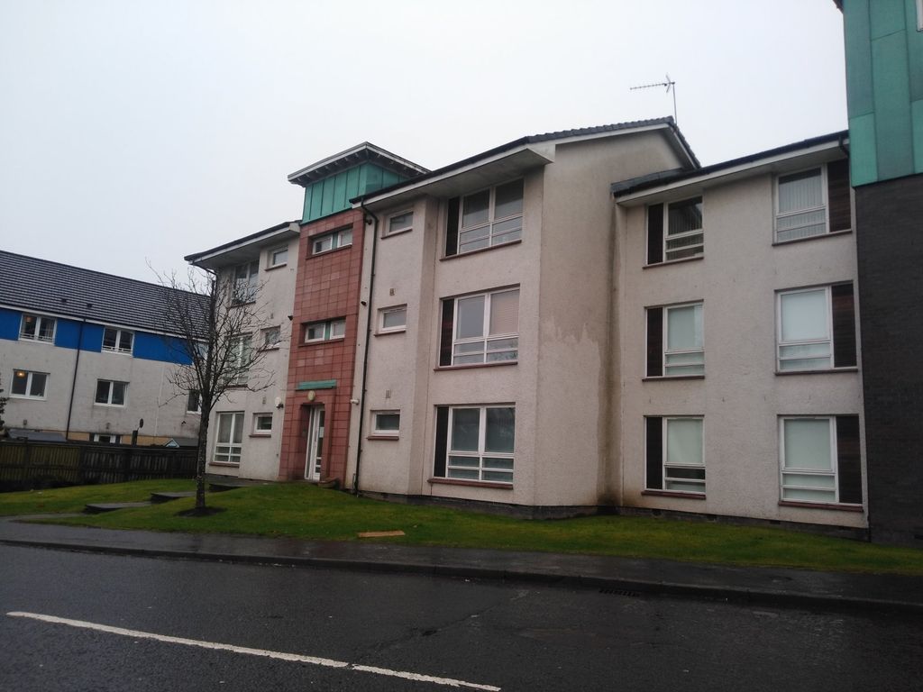 2 bed flat to rent in Netherton Road, Anniesland, Glasgow G13, £980 pcm