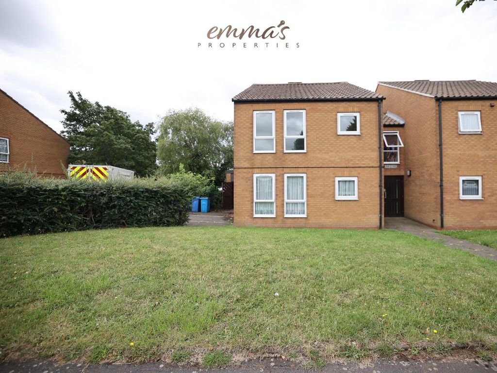 2 bed property to rent in Parkfield Drive, Castle Bromwich, Birmingham