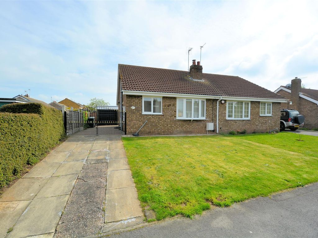 2 bed semidetached bungalow for sale in Dane Avenue, Thorpe Willoughby