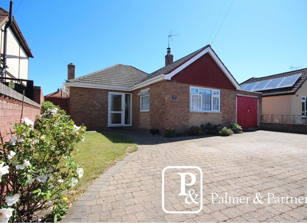 2 bed bungalow for sale in Coppins Road, ClactonOnSea, Essex CO15