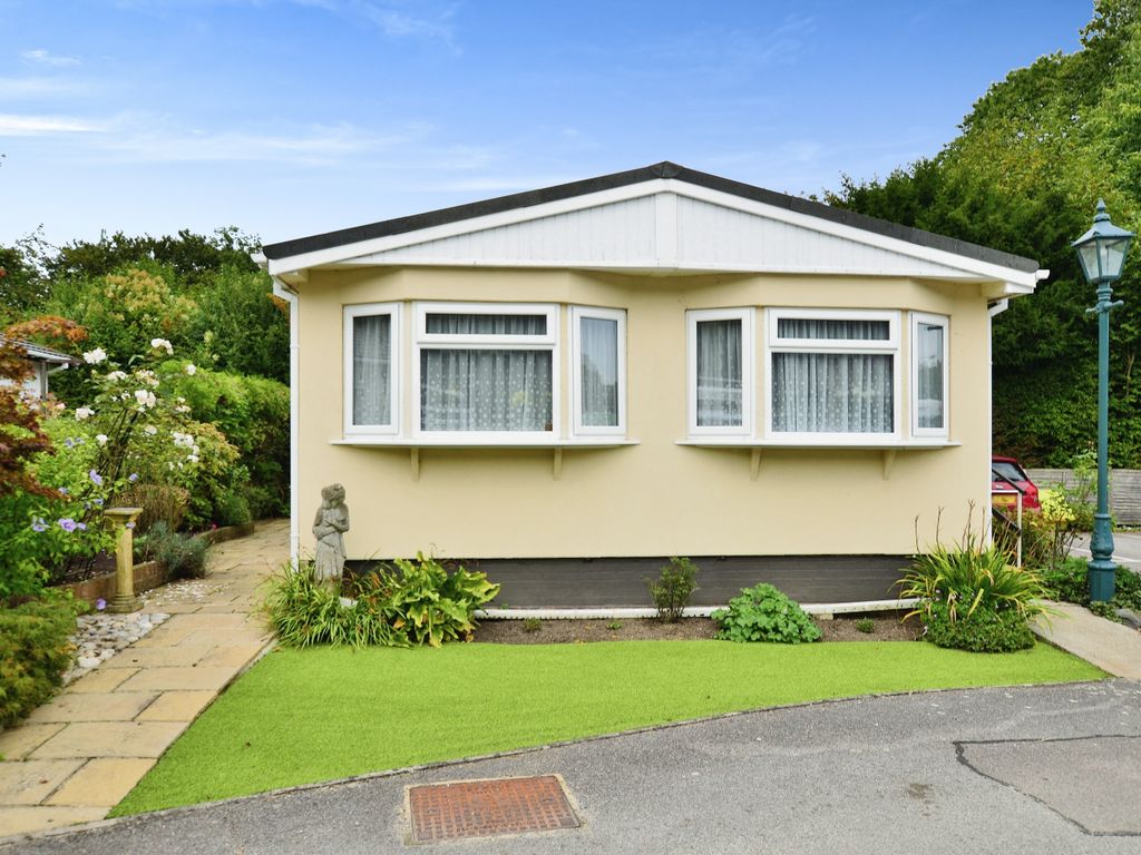 2 bed property for sale in Longbeech Park, Canterbury Road, Charing