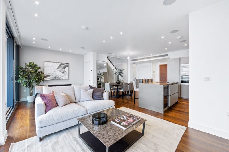 Penthouse Centre Heights, Finchley Road, Hampstead, London NW3