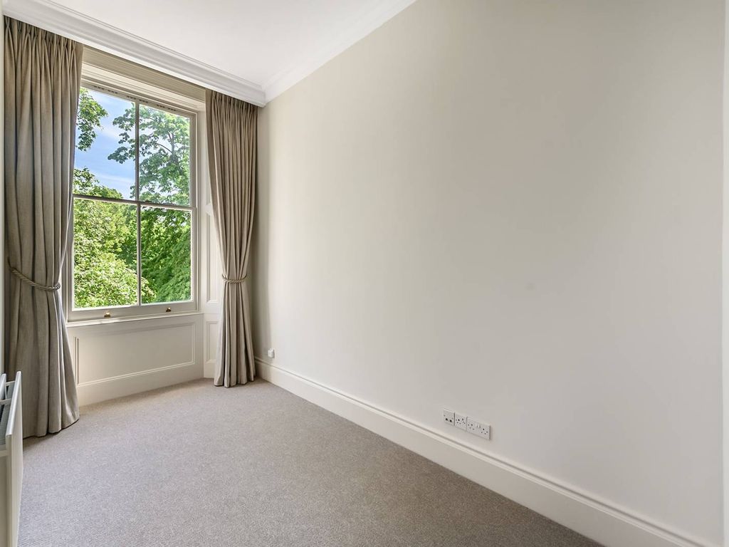 2 bed flat to rent in Stanhope Gardens, South Kensington, London SW7, £