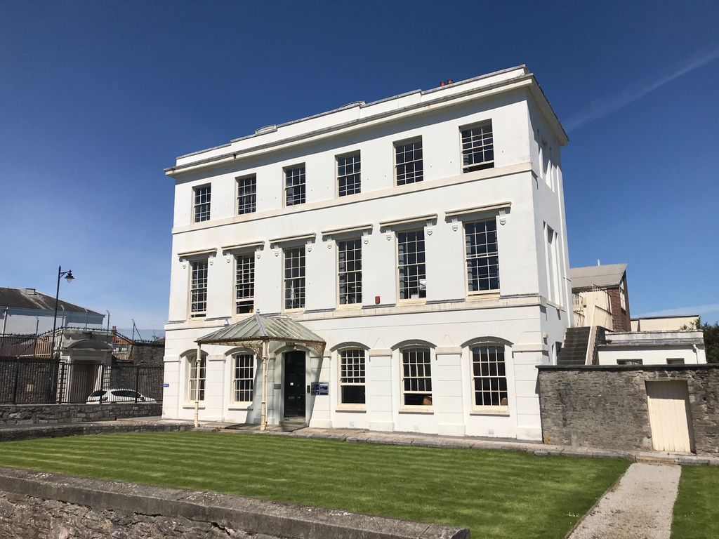 Office to let in Mount Wise, Devonport, Plymouth PL1, £12,078 pa Zoopla
