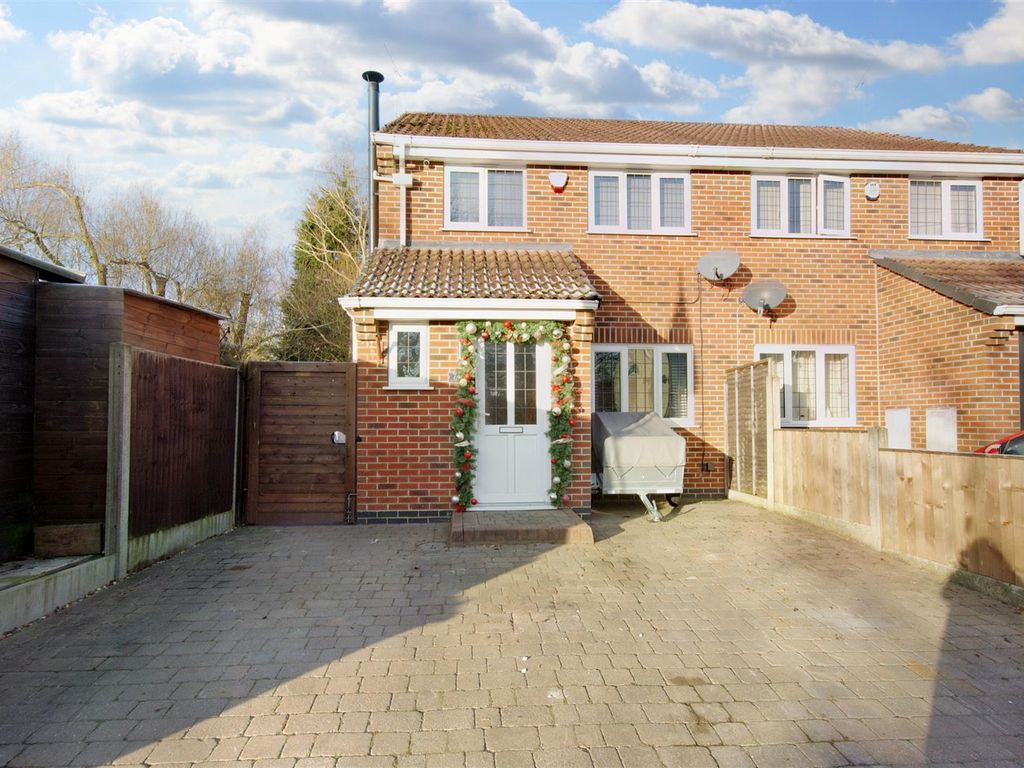 4 bed semidetached house for sale in Milnhay Road, Langley Mill