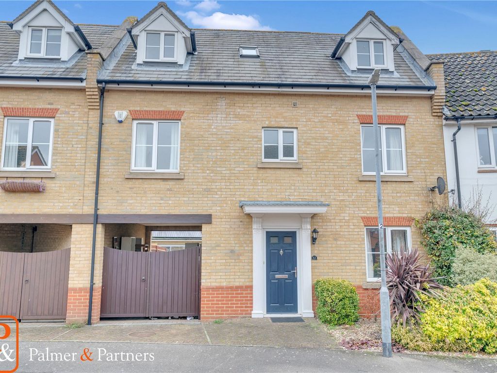 5 bed terraced house for sale in Oxley Parker Drive, Mile End
