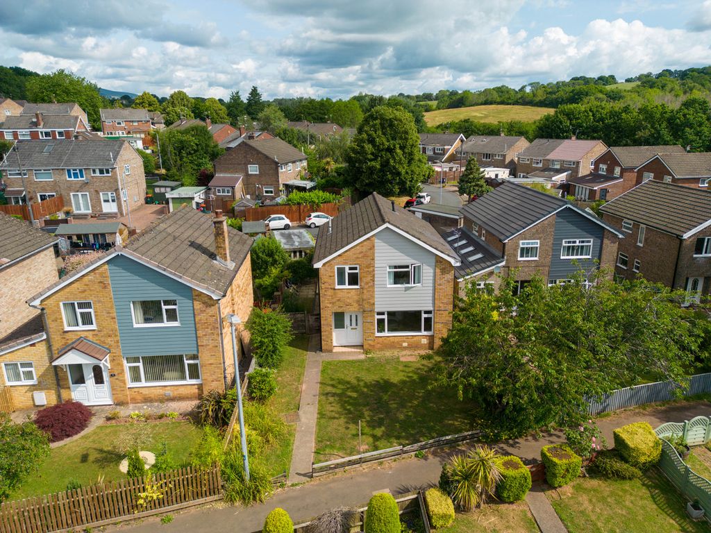 4 bed detached house for sale in Claremont, Newport NP20, £325,000 Zoopla