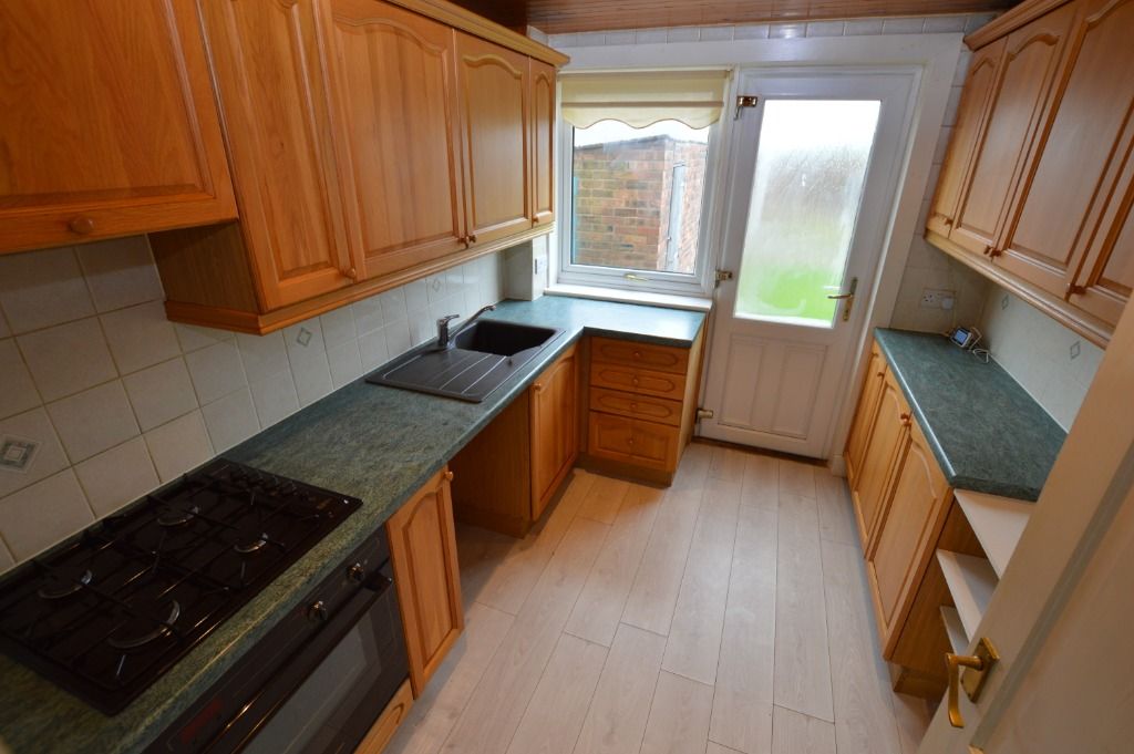 2 bed flat to rent in Dornoch Place, Glenrothes KY6 Zoopla