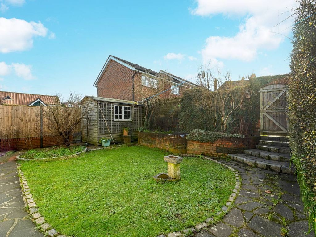 3 bed semidetached house for sale in New Road, Chilworth, Guildford