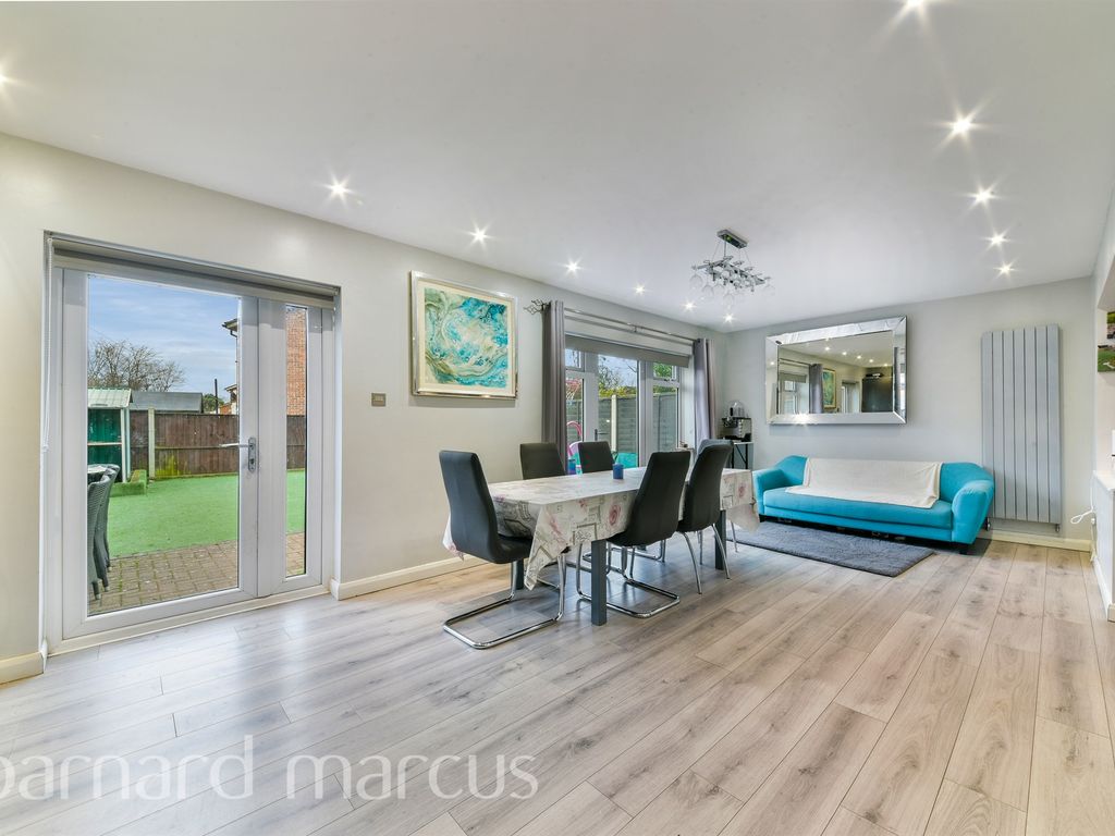 3 bed terraced house for sale in Richmond Road, Beddington, Croydon CR0