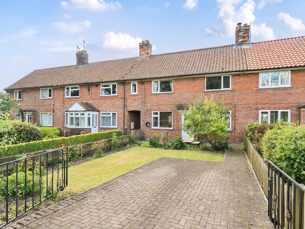 4 bed property for sale in Park View, Sessay, Thirsk YO7, £275,000 Zoopla