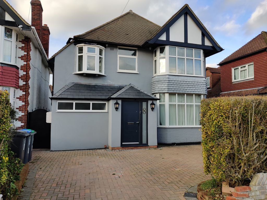 4 bed detached house for sale in Turner Road, New Malden, London KT3