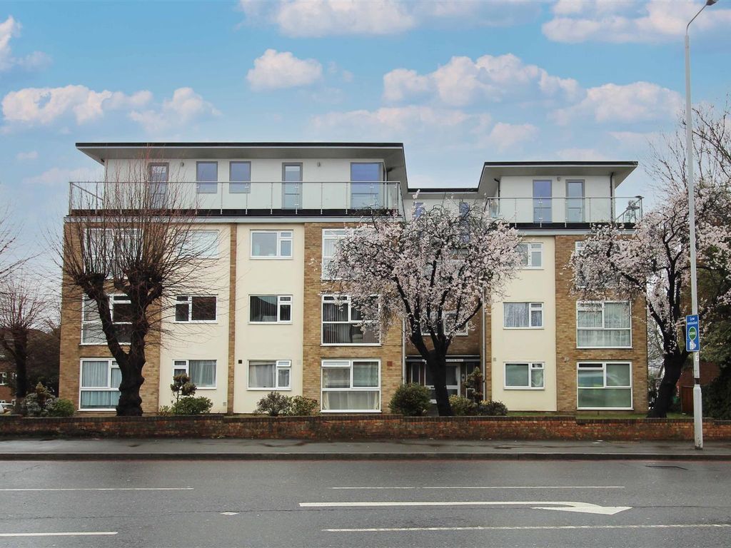 2 bed flat for sale in Carshalton Road, Sutton SM1 Zoopla
