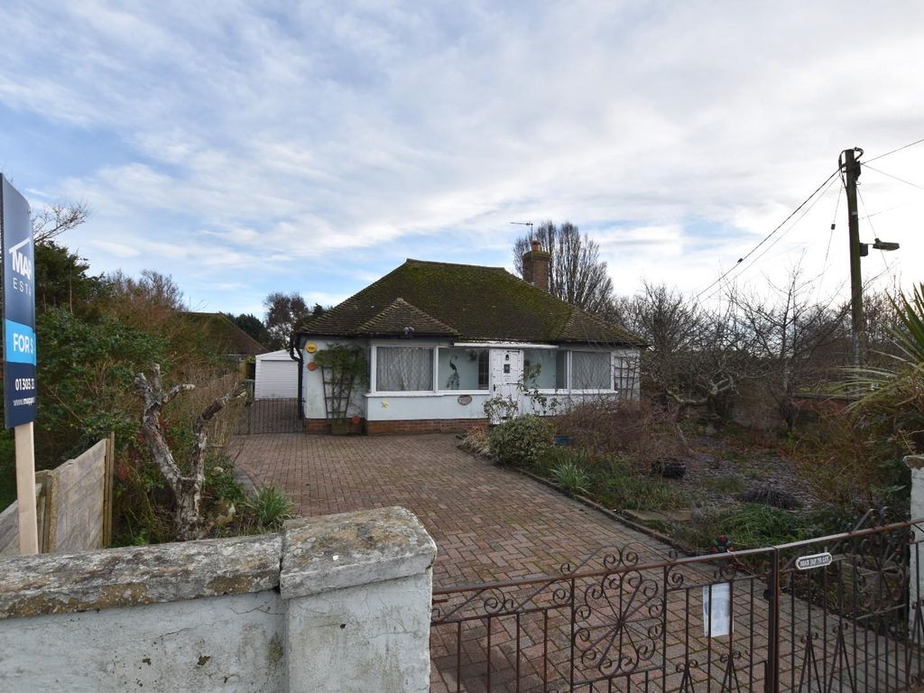 2 bed detached bungalow for sale in St. Marys Road, Dymchurch, Romney