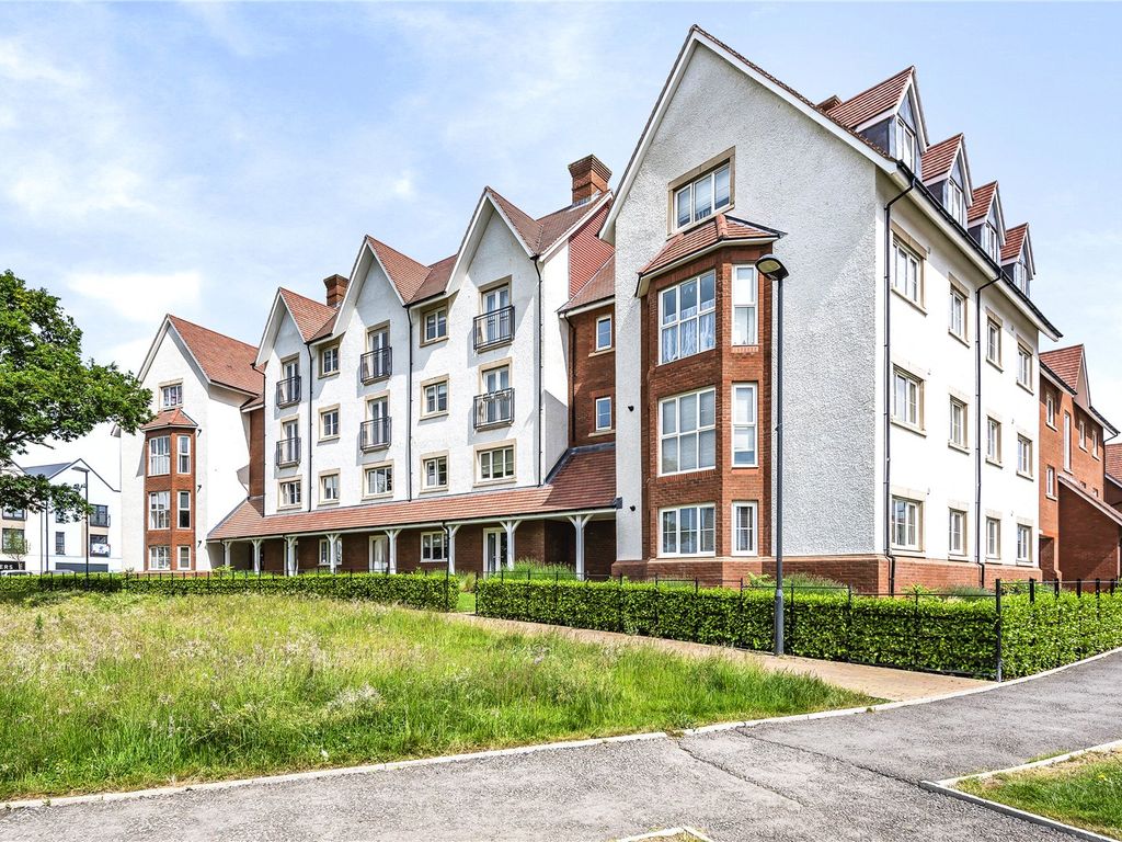 1 bed flat for sale in William Morris Way, Tadpole Garden Village SN25